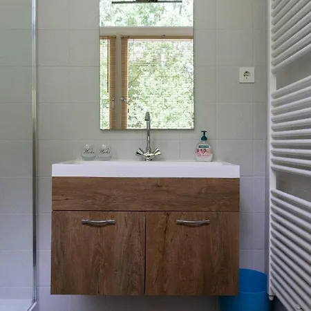 Nocleg ze śniadaniem De Rode Beuk 4*