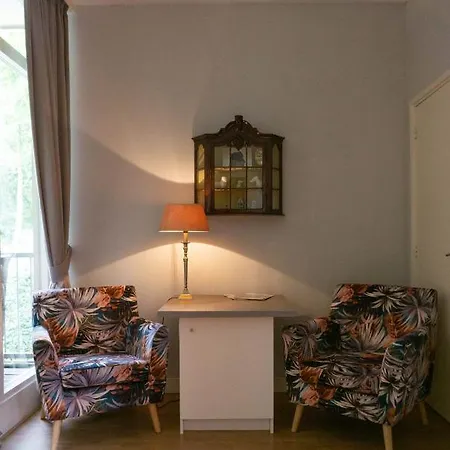 De Rode Beuk Bed & Breakfast Wassenaar